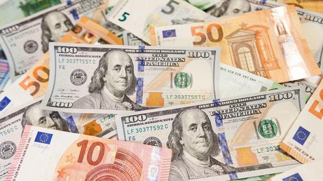 У Нацбанку заговорили про прив'язку курсу гривні до євро замість долара