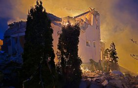 У Харкові після обстрілу горіли житлові будинки: двоє постраждалих, серед них - дитина