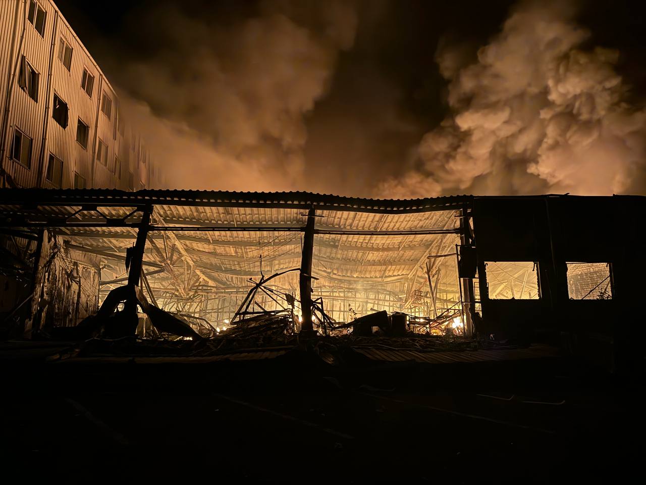 Ракетний удар по Одесі: постраждали 14 людей, влада показала наслідки