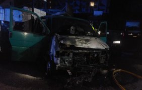 У Дніпрі підпалили автомобіль ЗСУ (фото)