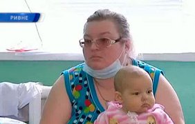 Мама 6-месячной Софийки просит спасти свою дочь